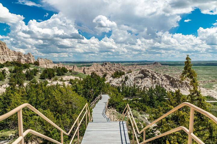 Badlands and Mount Rushmore Self-Guided Audio Tour Bundle - Photo 1 of 16
